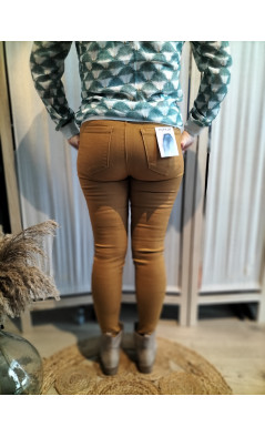 Jean camel